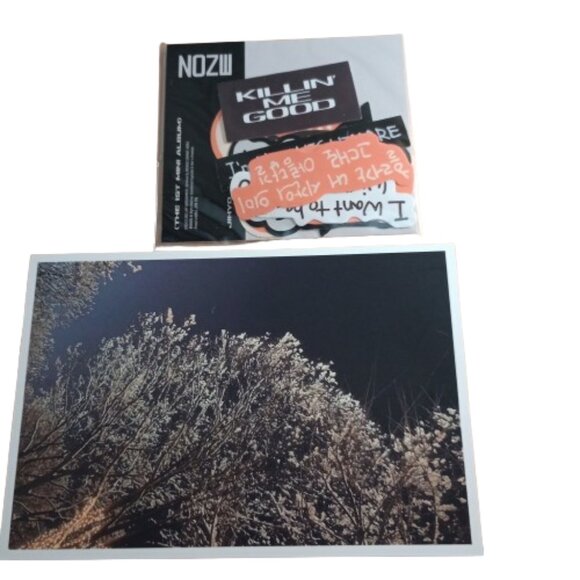 JIHYO ZONE The 1st Mini Album With Photo Book *Wear on book cover* - Picture 6 of 8